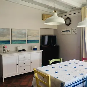 https://apt-fronte-mare-porto-vecchio.sicilyhotelsitaly.net
